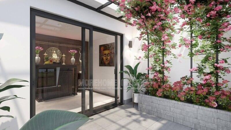 Morehome xin giới thiệu ý tưởng thiết kế phòng thờ thờ Phật Quan Âm trên đây với tủ thờ bằng gỗ óc chó cao cấp kết hợp cùng tấm gỗ ốp tường với trọng tâm chữ Thọ tạo điểm tinh tế có phía trước hướng ra vườn hoa tuyệt đẹp sẽ là mẫu phòng thờ lý tưởng cho không gian nhà phố, biệt thự.